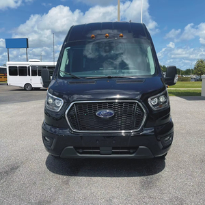 Furgoneta Ford Transit Serie E Usada en Buen Estado, 8 Plazas, Volante a la Izquierda, 2021-2023, Sin Accidentes - Product Image 1