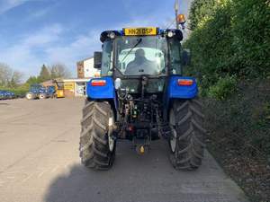 Tractor agrícola Holland T4.65 usado de alta calidad / Bajo consumo de combustible - Product Image 4