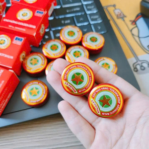 Cao Sao Vang Golden Star Balm: famoso remedio vietnamita. Potente bálsamo aromático para un alivio y comodidad rápidos. - Product Image 2
