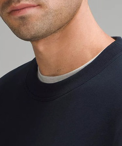 Sweat à capuche en molleton 100% coton personnalisé, couleur unie, bordures côtelées brodées, tissu chaud et durable, vente en gros en vrac pour l'hiver, style urbain - Product Image 4