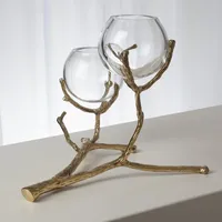 Vase à fleurs décoratif en fer fait main avec un design côtier pour les intérieurs de maison à Noël