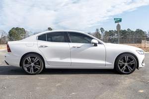 Volvo S60 T6 AWD Inscription 2020 d'occasion, bi-turbo, 4 cylindres - Product Image 3