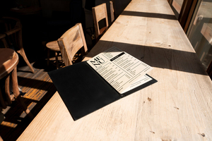 Menú de cuero A4 con soporte central elástico con carpeta de restaurante en relieve cubierta personalizada 2017 - Product Image 5