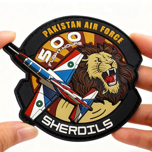 Écusson en PVC personnalisé de la <span class=keywords><strong>division</strong></span> aérienne du Pakistan, fabrication directe, logo en caoutchouc souple 3D avec dos auto-agrippant - Product Image 3