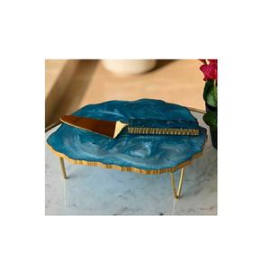 Support à gâteau en résine élégant et durable, idéal pour les décorations de mariage et de fête, à prix avantageux - Product Image 1