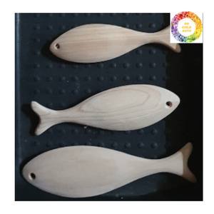 Figurine de poisson en bois multicolore faite à la main pour décoration murale décoration de chambre d'enfant pièce de jouet de pépinière de Style côtier - Product Image 2