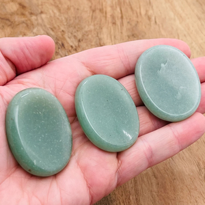 Pierres d'inquiétude d'aventurine verte | Pierres de poche en cristal naturel pour la guérison, la méditation et le soulagement du stress | Approvisionnement en gros - Product Image 6