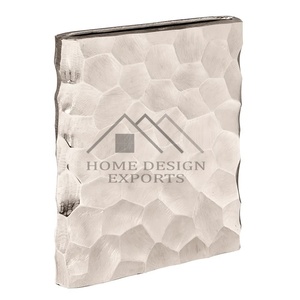 Floreros de aluminio con formas rectangulares de diseño atractivo - Product Image 2