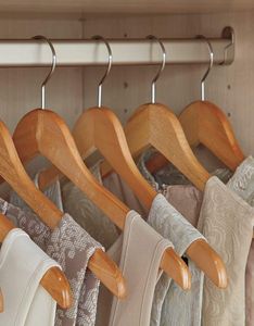 LOOKING HANDMADE BEST High Quality Boutique Style a Grade Lotus <b>Wooden</b> <b>Hanger</b> With Notches with Bar Suit <b>Hanger</b> - Product Image 1