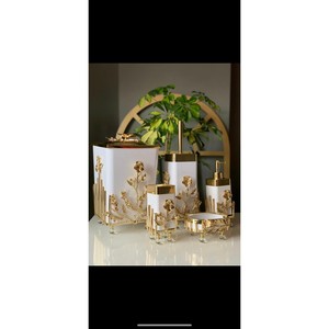 Ensemble de salle de bain en marbre et métal personnalisable en gros, idéal pour créer un look de salle de bain cohérent et de style hôtel - Product Image 2