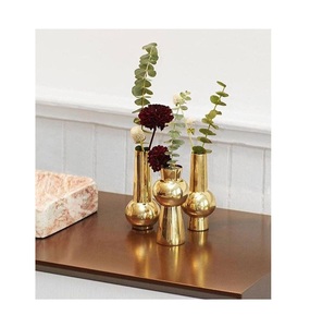 Manufacturer of Floor <b>Flower</b> <b>Pots</b> and Vases Modern Customized Shapes and Sizes Metal <b>Flower</b> Vase for Gifting and Party Supplies - Product Image 1