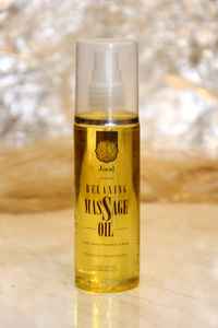 Aceite de Masaje de Agarwood - Cuidado Corporal Puro para Relajación y Masajes Corporales Hecho en Marruecos - Product Image 1