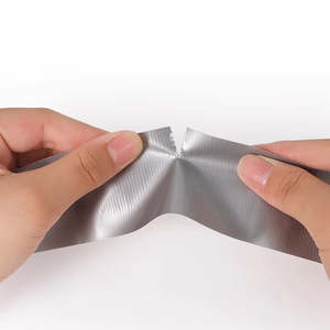Cinta de Tela PET Plateada de Alta Resistencia de una Sola Cara, Adhesivo Termofusible Sensible a la Presión, Impermeable y Resistente al Viento, 10 mm de Ancho - Product Image 4