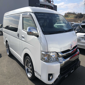Peu utilisé frais et propre sans accident Conduite à gauche et à droite Vitesse maximale Voitures Toyota Hiace Meilleur prix en stock à vendre - Product Image 3