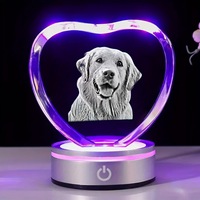 Cœur en cristal poli gravé au laser 3D avec base LED - Cadeau de mariage tendance sur le thème des fées