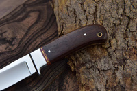 Couteau de chasse et de camping artisanal en acier Damas, lame pleine longueur, lame fixe, survie en extérieur, manche en bois, étui en cuir, personnalisable OEM