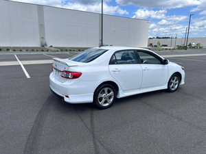 รถยนต์มือสองคุณภาพดีราคาประหยัด ปี 2012 โตโยต้า โคโรลล่า พวงมาลัยซ้าย - Product Image 4