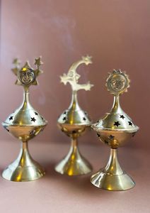 Quemador de incienso sin humo de lujo de latón metálico con tema establecido para fragancia de incienso puro sin humo - Product Image 2