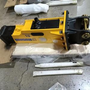 MARTILLO HIDRÁULICO <span class=keywords><strong>SOOSAN</strong></span> SB10 TIPO CAJA COMPATIBLE para ACCESORIOS DE EXCAVADORA para TRABAJOS DE CONSTRUCCIÓN GENERAL - Product Image 1