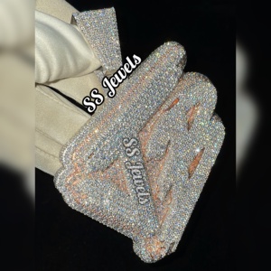 Collier de moissanite en diamant de rappeur lourd personnalisable Style HipHop Pendentif pour homme Initiale de grand nom Bijoux personnalisés pour hommes - Product Image 4