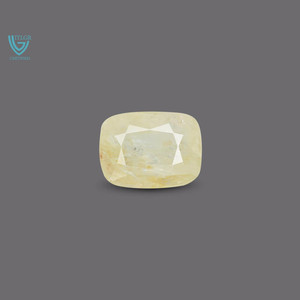 Saphir Jaune Naturel Facetté de 6,49 Carats (Pukhraj) Pierre Non Montée - Product Image 1