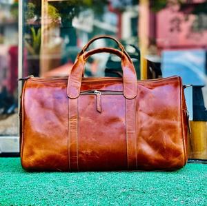 2025 unisexe en cuir fourre-tout sacs à main de haute qualité grande capacité facile réglable fermeture éclair chaînes à la mode robe pour dames - Product Image 1