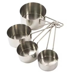Ensemble de tasses à mesurer en acier inoxydable pour la cuisine et la pâtisserie avec une précision de mesure précise et une durabilité - Product Image 1