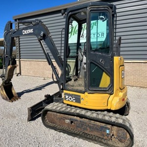 Miniexcavadoras John Deere 50G usadas y confiables, con sistema hidráulico duradero y eficiente para construcción, paisajismo y trabajos agrícolas. - Product Image 5