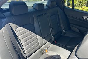 Alfa Romeo Giulia Quadrifoglio 2022 Essence Faible Kilométrage - Product Image 6