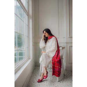 MARIA B-3PC Chemise en Chiffon Brodé Chikankari Printemps/Été avec Dupatta à Imprimé Chunri et Pantalon - BIC-4051 - Product Image 5