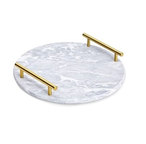 Plateau de service décoratif en marbre fait à la main de forme ronde avec poignée dorée pour plateau de service décoratif en marbre de cuisine. - Product Image 4