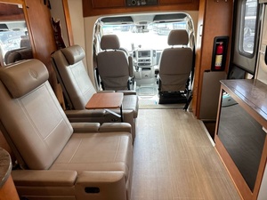 Caravane pliante imperméable L-e-i-s-u-r-e T-r-<span class=keywords><strong>a</strong></span>-v-e-l U-n-i-t-y U24MB d'occasion <span class=keywords><strong>2017</strong></span>, prête à la vente - Product Image 5