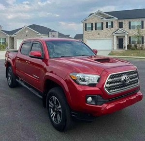 Toyota Tacoma Pickup 2019 d'occasion en bon état, boîte de vitesses automatique, conduite à gauche, intérieur en cuir couleur foncée, taille des pneus R17 - Product Image 1