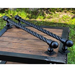 Poignée de porte en métal de style vintage, design antique et moderne pour portes en bois massif, option de logo personnalisé, quantité en gros disponible - Product Image 1