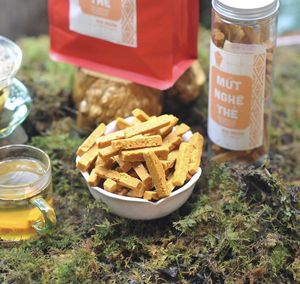 Bâtonnets de curcuma confits de qualité supérieure, bandes de curcuma naturelles, collation sucrée - Product Image 2