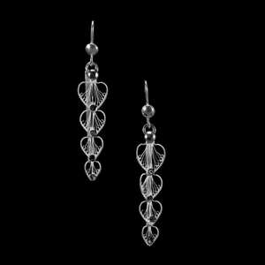 Pendientes colgantes de pétalos de alta calidad más vendidos, pendientes de tuerca brillantes de alta calidad, directos del proveedor indio - Product Image 1