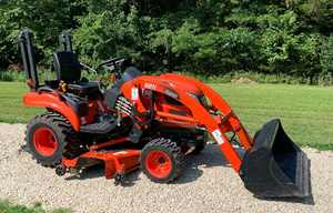 Venta al por mayor Kioti Mini Tractor 2WD 4x4 20 HP Uso agrícola con bomba de caja de cambios y retroexcavadora - Product Image 6