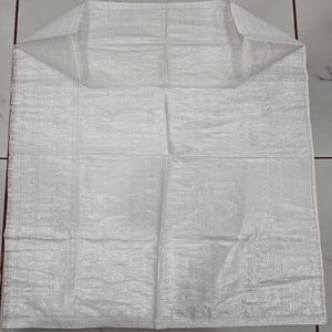 Vente en gros de sacs en polypropylène tissé pour farine, riz et aliments pour animaux, 50 kg et 100 kg, pour l'exportation - Product Image 1