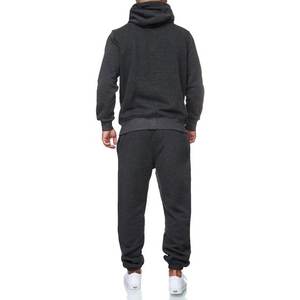 Sweat à capuche + pantalon de jogging de couleur unie d'automne et d'hiver pour hommes ensemble deux pièces à la mode vêtements de sport décontractés pour l'extérieur survêtement pour hommes - Product Image 4