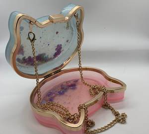 Bolso de Mano Moderno de Resina Epoxi Hecho a Mano para Mujer |   Bolso de Noche Elegante, Impermeable y Ecológico |   Cóctel para Fiestas y Bodas - Product Image 5