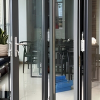 Porte pliante en aluminium avec revêtement en poudre anti-corrosion, porte pliante en aluminium imperméable pour maison en bord de mer