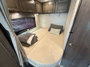J-a-y-c-o R-e-d-h-a-w-k S-e 2-2-A-F usado del 2023 en venta - Product Image 3