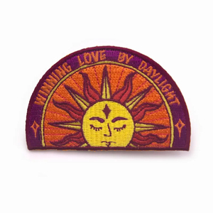 Patchs brodés de meilleure qualité avec logo 3D personnalisé Patch de machines à coudre avec crochet et boucle pour vêtements Matériau en tissu - Product Image 5