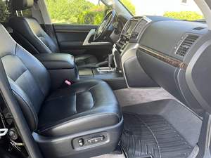 Véhicule d'occasion en excellent état, modèle 2015, conduite à gauche, norme Euro IV, 50001-75000 milles - Product Image 6