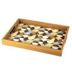 Bandejas para servir comida de mesa de forma Rectangular de nuevo diseño único más vendido hechas de bandeja decorativa de madera recién llegada - Product Image 1