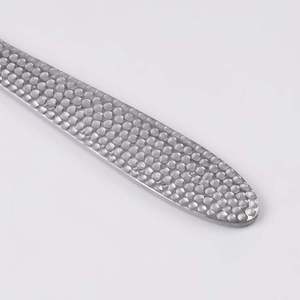 Couteau à beurre plaqué argent Design raffiné pour vos moments à manger Couteau à beurre en argent poli: élevez votre repas avec classe - Product Image 5