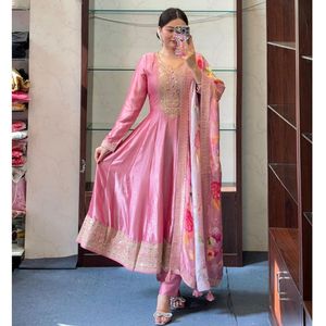 Nueva moda indio paquistaní Anarkali Salwar Kameez vestido traje para mujeres-Bollywood étnico Pishwas vestido al por mayor para adultos - Product Image 4