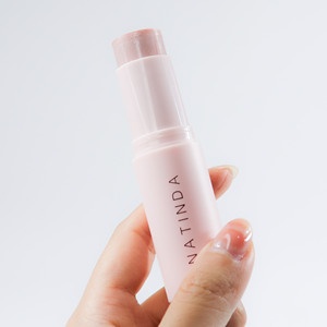 NATINDA OEM Private Label Multistick Highlighter Makeup Shimmering Glitter Face Cleanser - Product Image 3