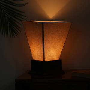 โคมไฟตั้งโต๊ะทรงปิรามิดทำจากไม้ขนาด11นิ้วเป็นมิตรกับสิ่งแวดล้อมสำหรับตกแต่งบ้านรวมถึงงานเฉลิมฉลองเทศกาลดิวาลิ - Product Image 2