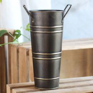 Vase à fleurs en fer léger pichet en métal vintage pour jardin balcon intérieur extérieur et décoration de la maison - Product Image 3